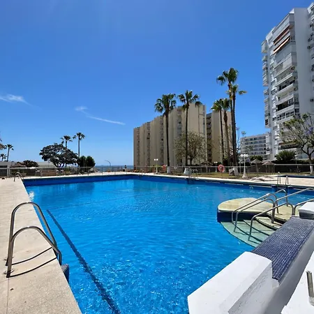 Diana - Terrace And Pool - 80m From The * Benalmádena