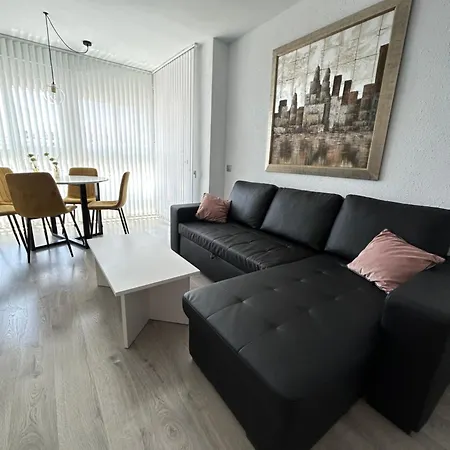 Apartment Diana - Terrace And Pool - 80m From The