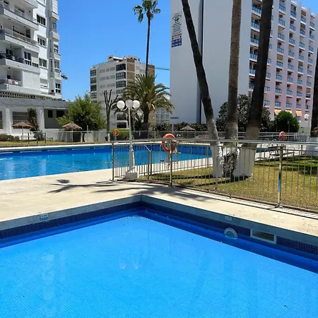 Apartment Diana - Terrace And Pool - 80m From The