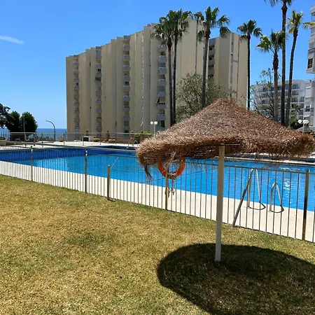 Diana - Terrace And Pool - 80m From The * Benalmádena